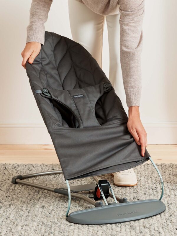 Autokreslini.lv | Babysitter sēžamās daļas pārvalks krāsa Anthracite, Woven Petal quilt bilde #3