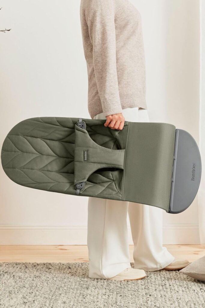 BabyBjorn BLISS šūpuļkrēsls mazuļiem 0-13kg krāsa DARK GREEN, WOVEN, PETAL QUILT
