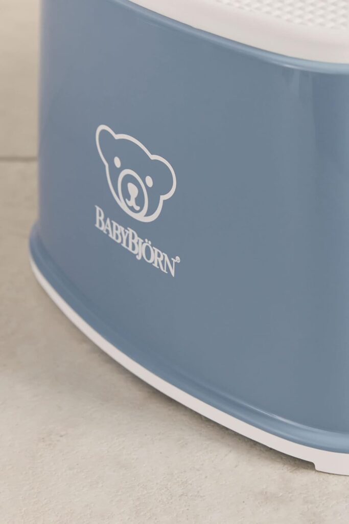 BabyBjorn Safe Step pakāpiens bērniem krāsa Deep Blue/White