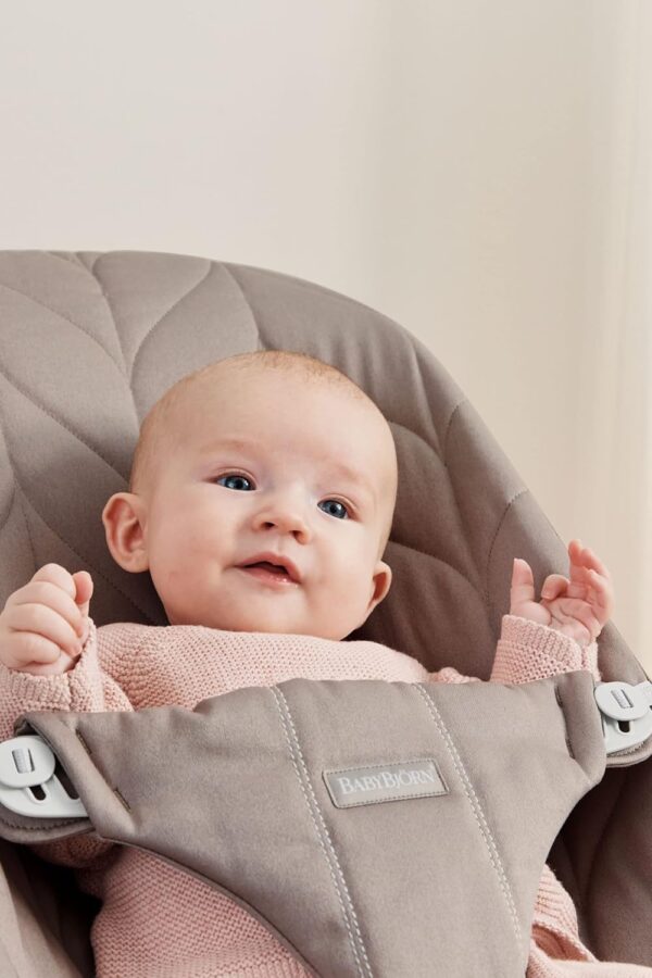 Autokreslini.lv | Babysitter sēžamās daļas pārvalks krāsa Sand Grey, Woven Petal quilt bilde #5