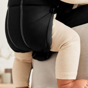 BabyBjorn MINI egosoma mazuļiem 0-12mēn. krāsa Black Woven