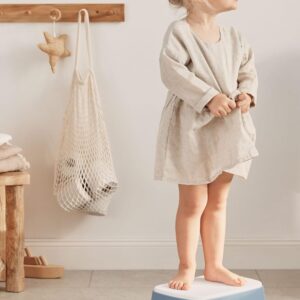 BabyBjorn Safe Step pakāpiens bērniem krāsa Deep Blue/White