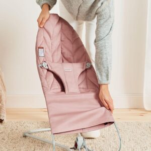 BabyBjorn BLISS šūpuļkrēsls mazuļiem 0-13kg krāsa DUSTY PINK, COTTON Petal Quilt