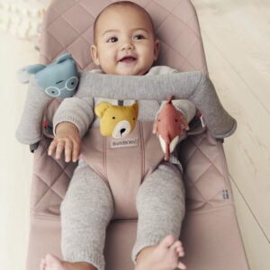 BabyBjorn Toy for Bouncer mīkstā rotaļlieta šūpuļkrēslam krāsa Soft Friends