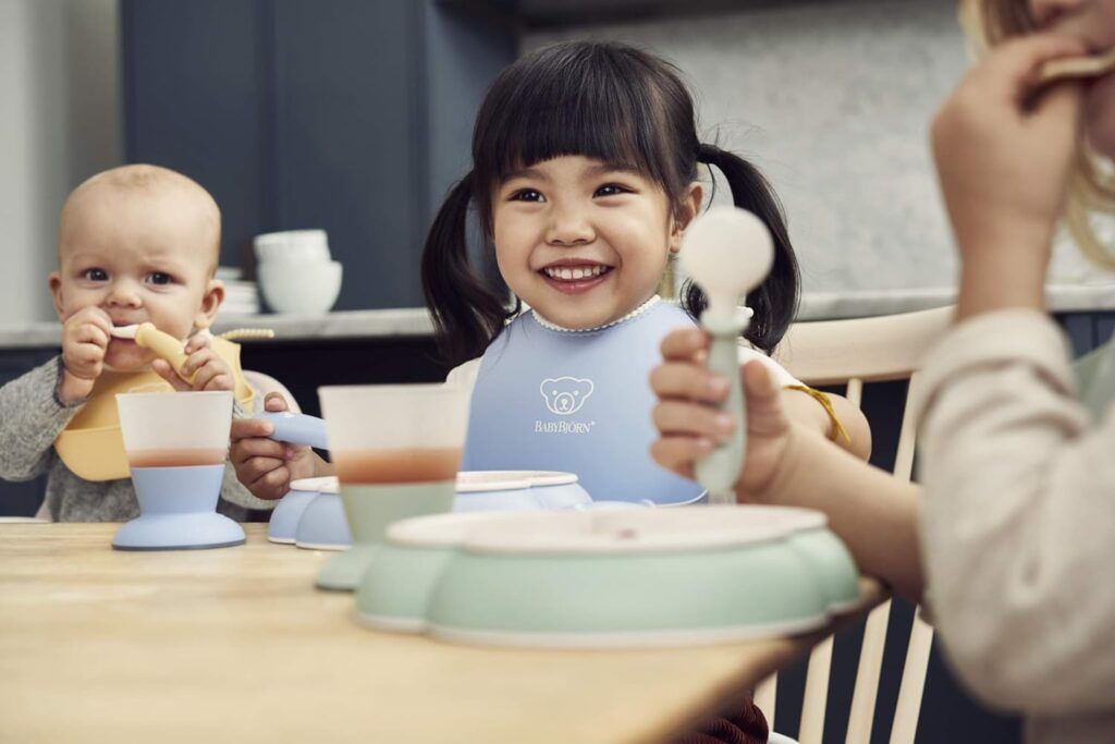 BabyBjorn Dinner Set (šķīvis/dakšiņa/karote/glāzīte un