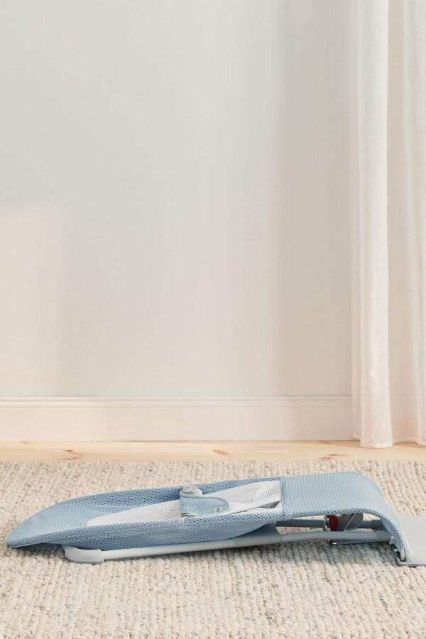 Autokreslini.lv | Babysitter Balance Soft šūpuļkrēsls mazuļiem krāsa SKY BLUE/WHITE MESH bilde #17