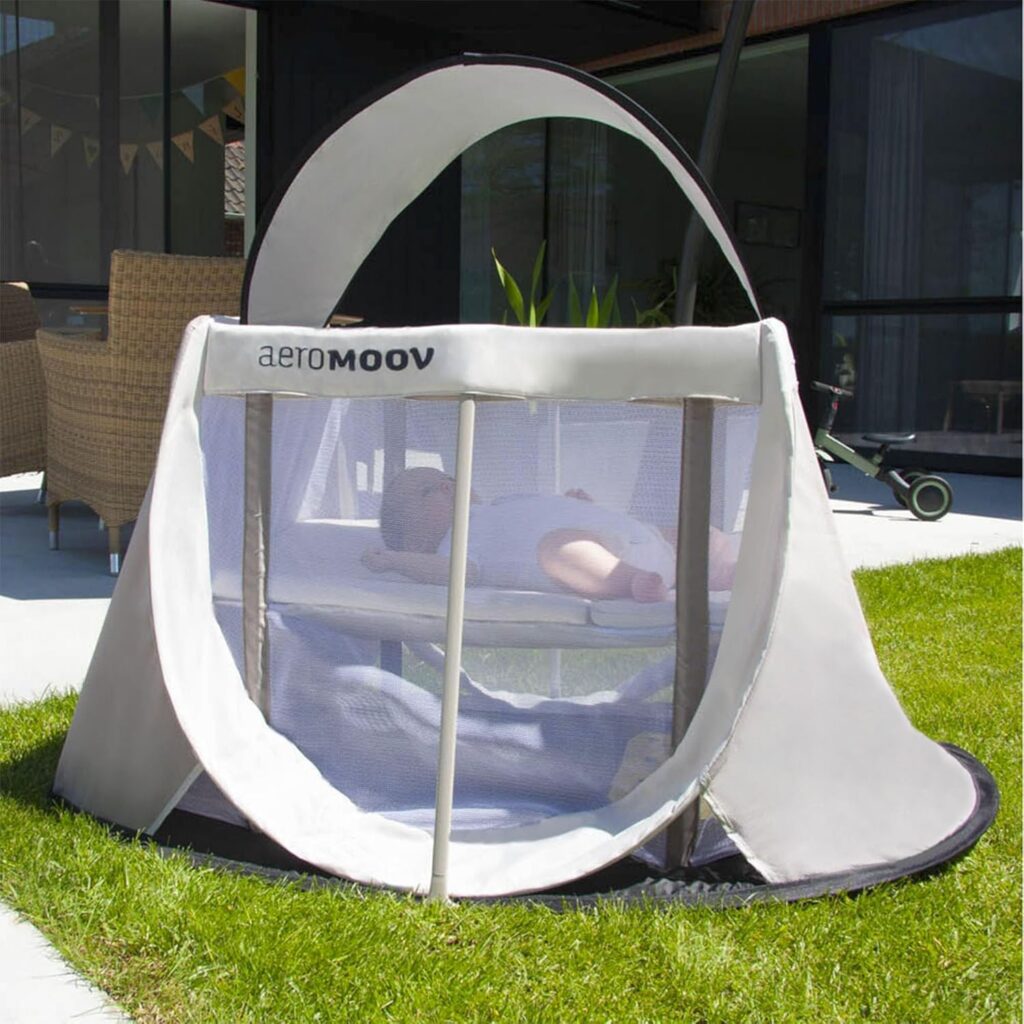 AeroMoov Travel Cot ceļojumu gultiņa
