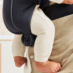 BabyBjorn MINI ergosoma mazuļiem 0-12mēn. krāsa Antracite 3D Mesh