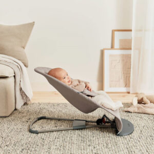 BabyBjorn BLISS šūpuļkrēsls mazuļiem 0-13kg krāsa Sand Grey, COTTON Classic Quilt