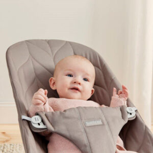 BabyBjorn BLISS šūpuļkrēsls mazuļiem 0-13kg krāsa SAND GREY, COTTON Petal Quilt