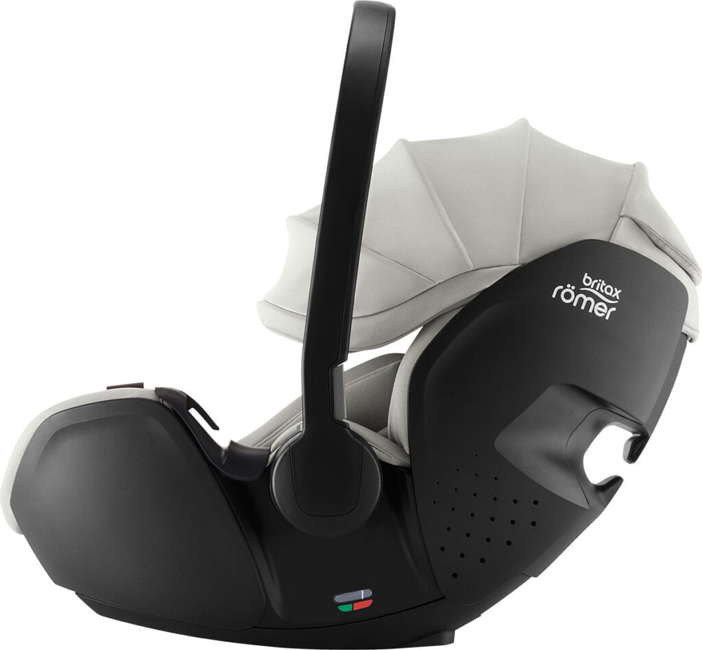 Britax Romer Baby Safe PRO autokrēsliņš 40-85cm krāsa Linen Grey/ LUX