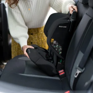 Maxi Cosi Nomad Plus2 salokāms autokrēsliņš bērniem 76-105cm krāsa Authentic Black