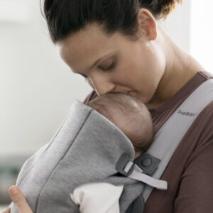 BabyBjorn MINI ergosoma mazuļiem 0-12mēn. krāsa Light Grey 3D Jersey