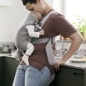 BabyBjorn MINI ergosoma mazuļiem 0-12mēn. krāsa Light Grey 3D Jersey