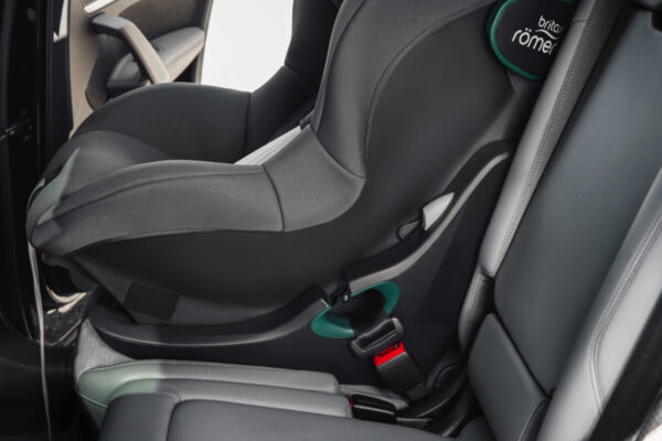 Autokreslini.lv | King PRO autokrēsliņš bērniem 76-105cm krāsa Midnight Grey bilde #17