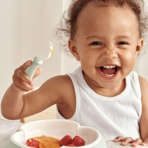 BabyBjorn Dinner Set (šķīvis/dakšiņa/karote/glāzīte un priekšautiņš) krāsa Powder Yellow