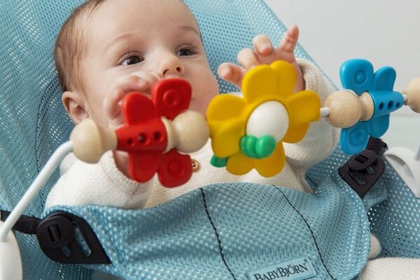 Autokreslini.lv | rotaļlieta šūpuļkrēsliņam Babybalance Flying Friends bilde #3