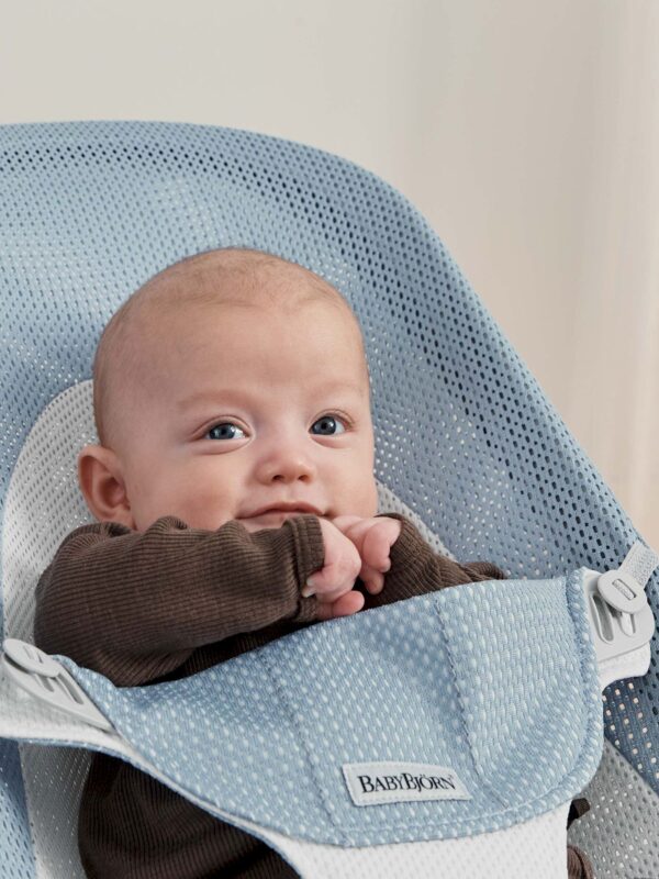 Autokreslini.lv | Babysitter Balance Soft šūpuļkrēsls mazuļiem krāsa SKY BLUE/WHITE MESH bilde #3