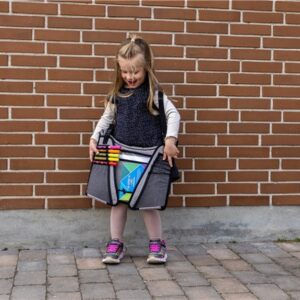 BabyDan TravelFun autokrēsliņa galdiņš/organaizers