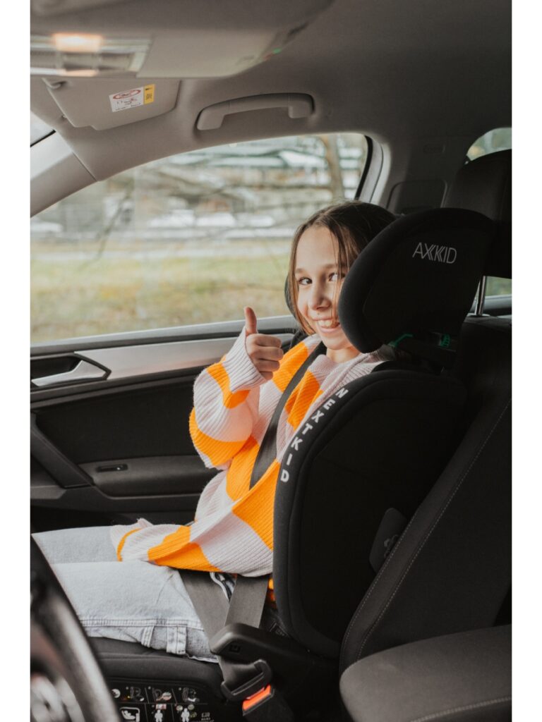 Axkid NextKid autokrēsliņš bērniem 100-150cm