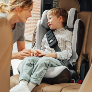 Britax Romer SAFEFIX autokrēsliņš 100-150cm krāsa Carbon Black