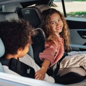 Britax Romer SAFEFIX autokrēsliņš 100-150cm krāsa Carbon Black