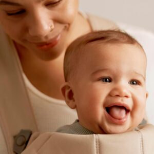 BabyBjorn MINI ergosoma mazuļiem 0-12mēn. krāsa Beige Woven