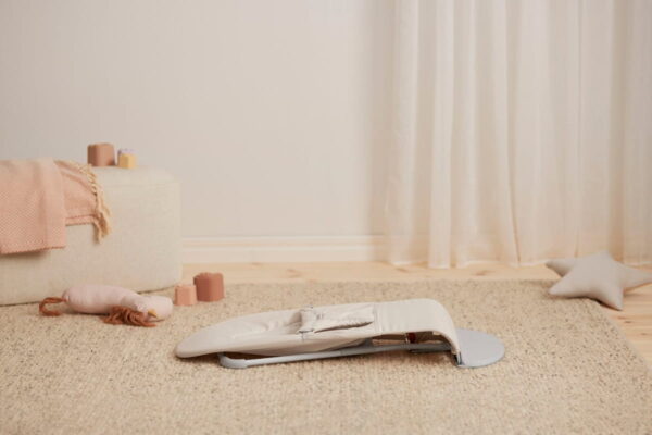 Autokreslini.lv | Babysitter Balance Soft šūpuļkrēsls mazuļiem krāsa Light Beige, Woven Jersey, Tri-Fabric bilde #21