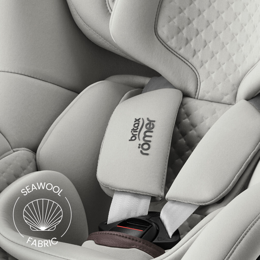 Britax Romer DualFix PRO M autokrēsliņš 61-105cm krāsa Linen Grey- LUX