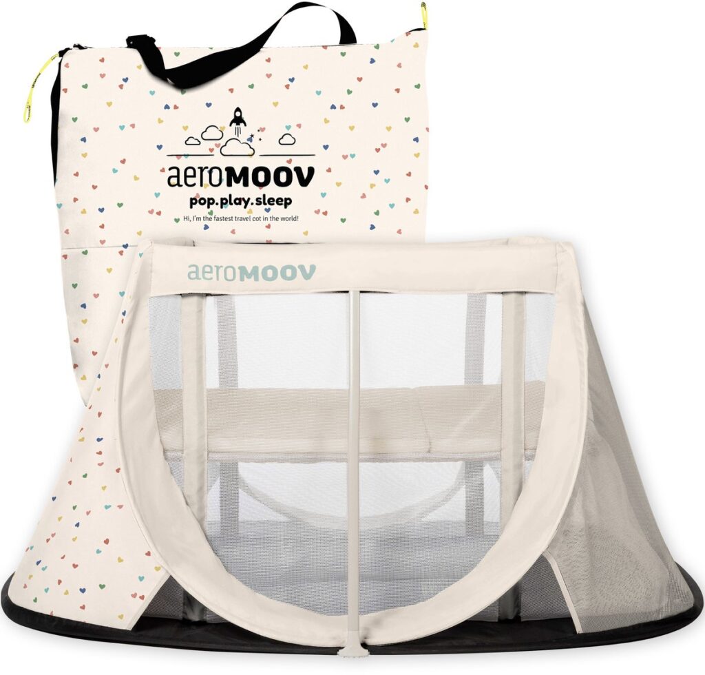 AeroMoov Travel Cot ceļojumu gultiņa krāsa Confetti Hearts
