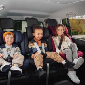Britax Romer EvolvaFix autokrēsliņš bērniem 76-150cm