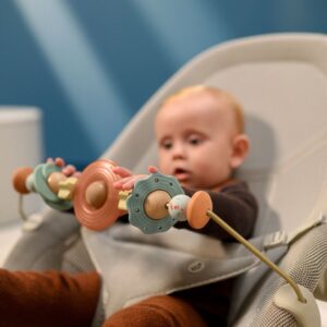Maxi Cosi Dove Pro Toy Ark atpūtas krēsliņa rotaļlieta