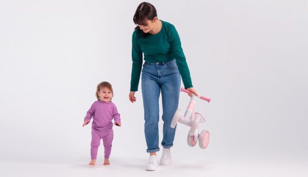 Autokreslini.lv | VILLY līdzsvara velosipēds krāsa PINK ROSE bilde #29