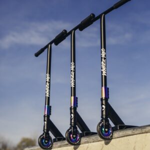 Lionelo WHIZZ skrejritenis krāsa BLACK CARBON YELLOW
