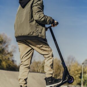 Lionelo WHIZZ skrejritenis krāsa BLACK CARBON YELLOW