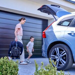 Lionelo Nelly I-Size salokāms autokrēsliņš bērniem 76-150cm