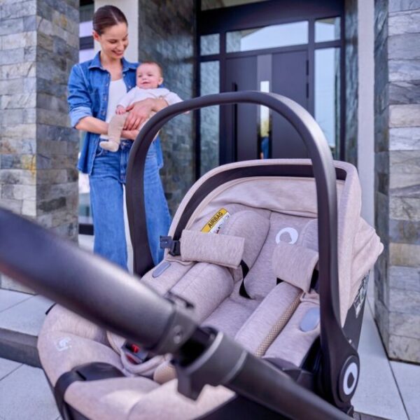 Autokreslini.lv | Moxie i-Size autokrēsliņš 40-87cm krāsa Black Carbon + rotējoša Isofix bāze bilde #43