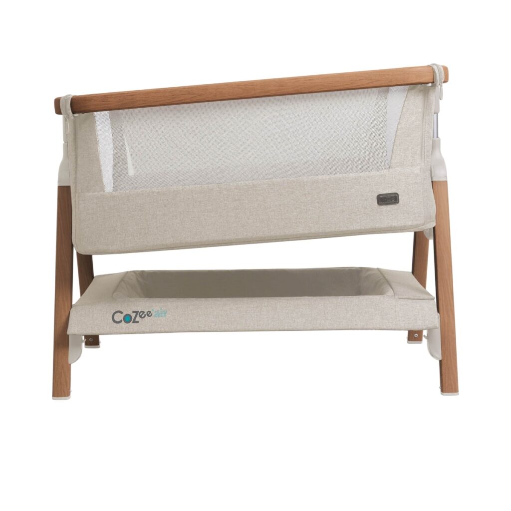 Tutti Bambini CoZee Air mazuļu gultiņa krāsa Scandinavian Walnut/Ecru