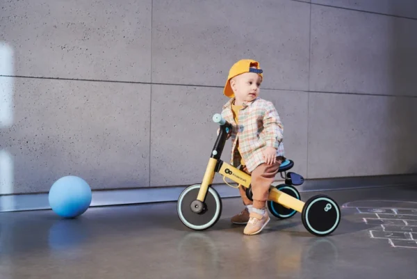 Autokreslini.lv | 4Trike salokāms skrejritenis 3in1 bērniem no 1-5gadiem krāsa Sunflower Yellow bilde #27
