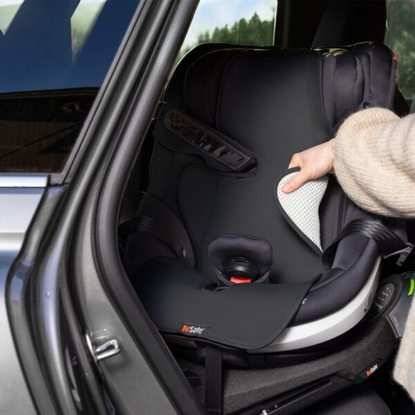 Autokreslini.lv | Airflow liner autokrēsliņa ieliktnis krāsa Dark Grey bilde #1