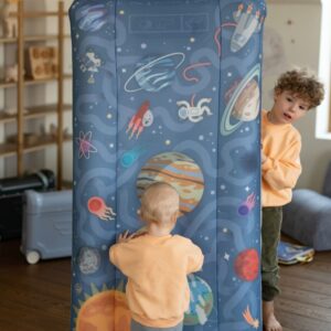 Stokke Jetkid Cloudsleeper ceļojumu matracis krāsa Space Maze