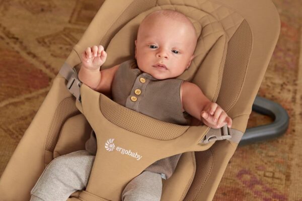 ERGOBABY Evolve Mesh 3in1 šūpuļkrēsls mazuļiem krāsa Camel