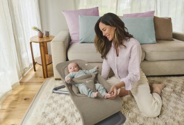 ERGOBABY Evolve Knit 3in1 šūpuļkrēsls mazuļiem krāsa Soft Olive