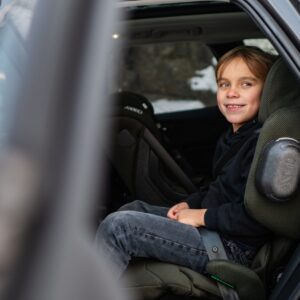 Axkid UP autokrēsliņš bērniem 100-150cm