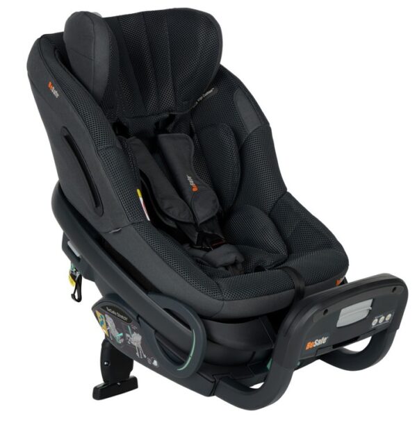 BeSafe Stretch 2 pretskata autokrēsliņš bērniem 61-125cm krāsa Antrachite Mesh