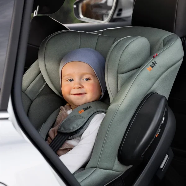 BeSafe Stretch 2 pretskata autokrēsliņš bērniem 61-125cm