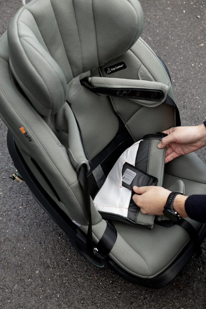 BeSafe Stretch 2 pretskata autokrēsliņš bērniem 61-125cm