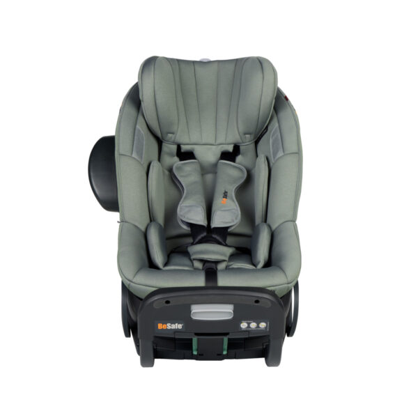 BeSafe Stretch 2 pretskata autokrēsliņš bērniem 61-125cm krāsa Meadow Green SoftBreeze