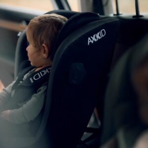 Axkid ONE 3 pretskata autokrēsliņš bērniem 61-125cm krāsa Mist Grey