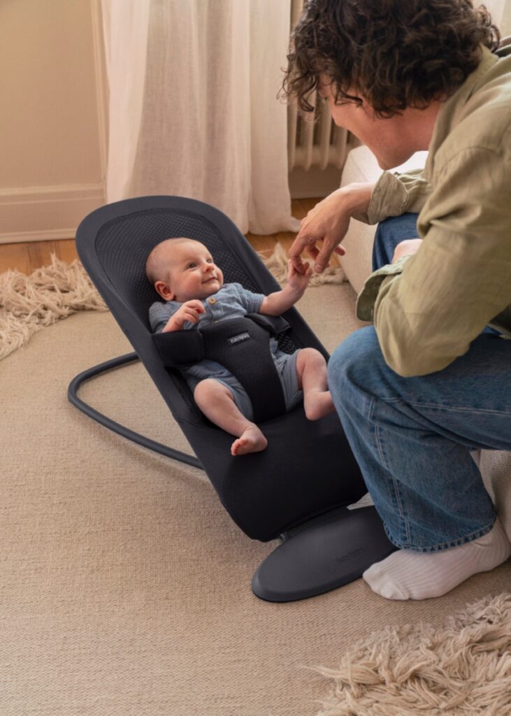 BabyBjorn BEGIN šūpuļkrēsls mazuļiem 0-9kg krāsa Airy Soft Mesh Dark Grey